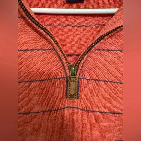 Vineyard Vines Salmon and Blue Striped Quarter Zip Sweater - Size M - Picture 4 of 10